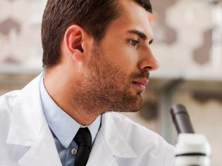 Laborleiter:in in der medizinischen Diagnostik: Arbeiten im Labor